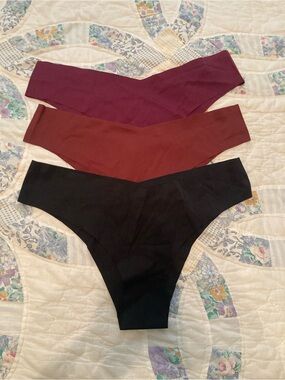 Seamless Thong Trio in Black, Burgundy & Plum